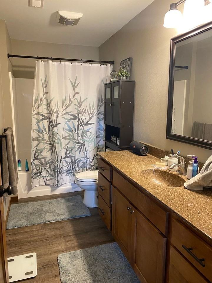 1841 Spruce Street - Photo 6 of 8