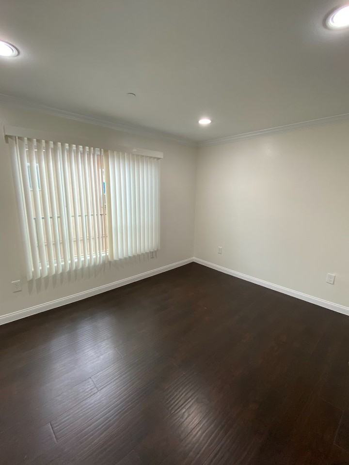 Pinnacle Ainsworth - Photo 3 of 10