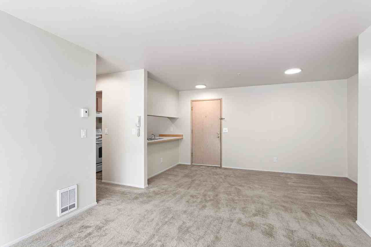 Park Place Apartments - Photo 5 of 17