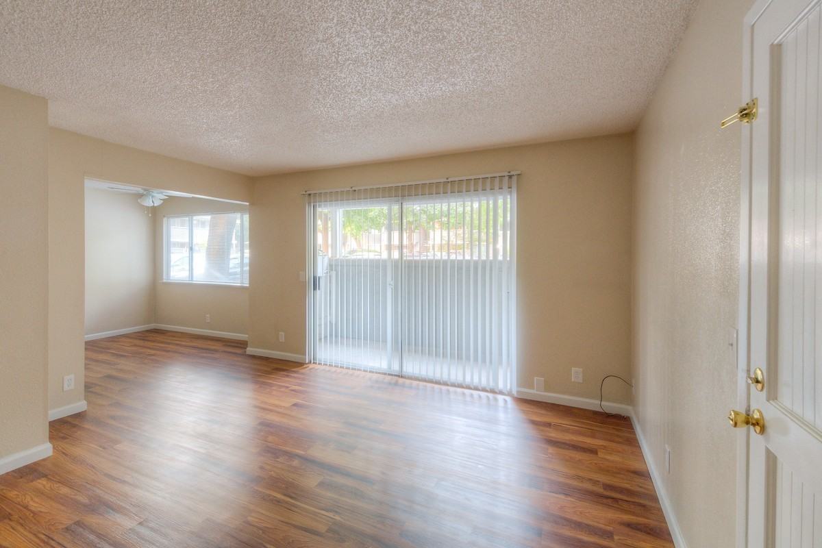 Eastwood Gardens - Photo 5 of 12