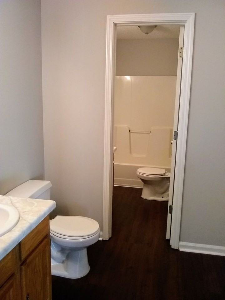 Autumn Brook Terrace Apartments - Photo 5 of 6