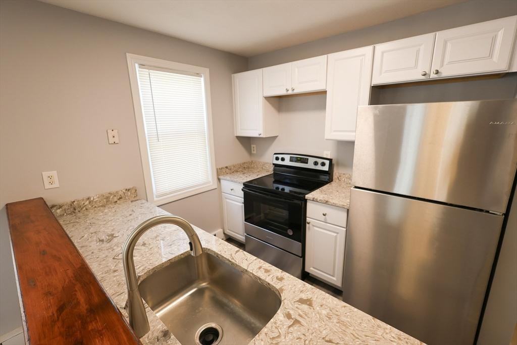 28 Mora St #2 - Photo 2 of 19