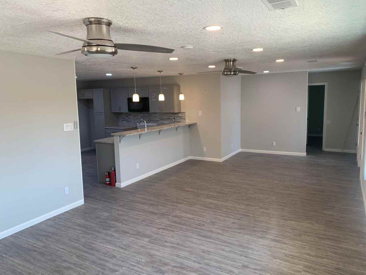 240 60th St Nw - Photo 3 of 24