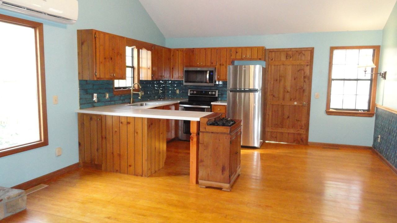 79 Coby Ann Ln - Photo 3 of 10