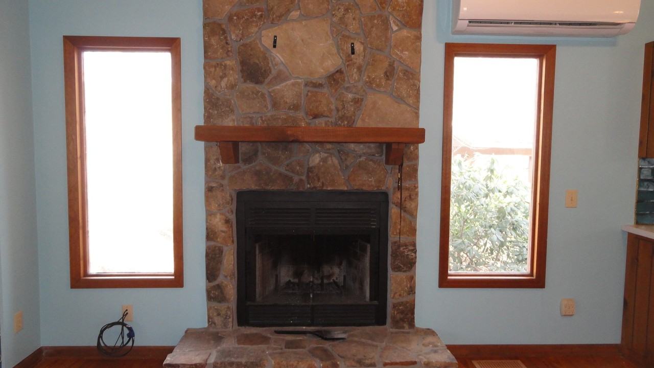 79 Coby Ann Ln - Photo 2 of 10
