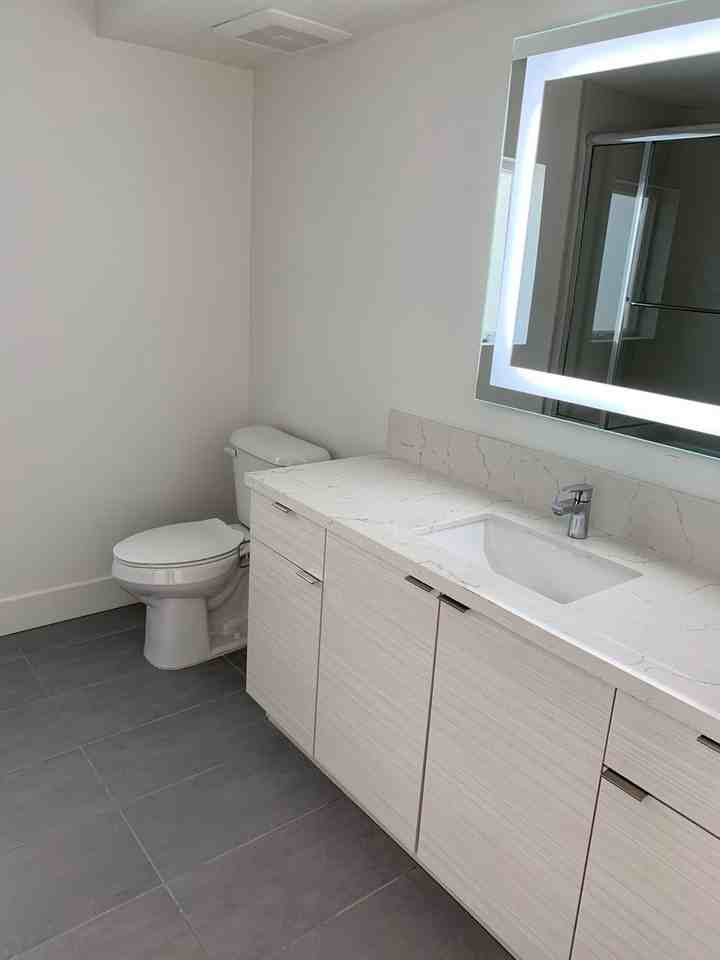 3945 Ingraham - Photo 4 of 43