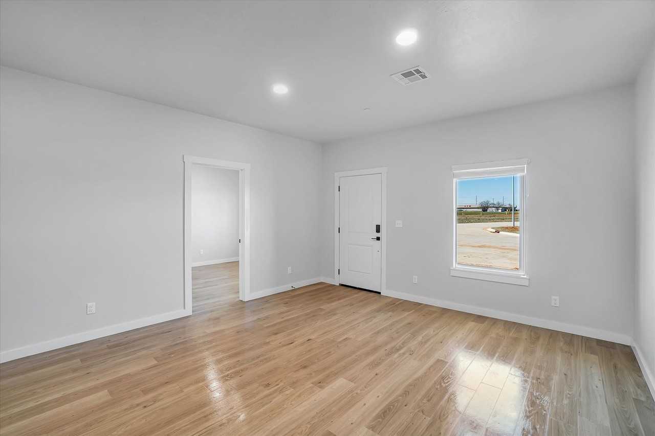 The Trails Modern Townhomes Apartments 100 Flight Line Court, Altus