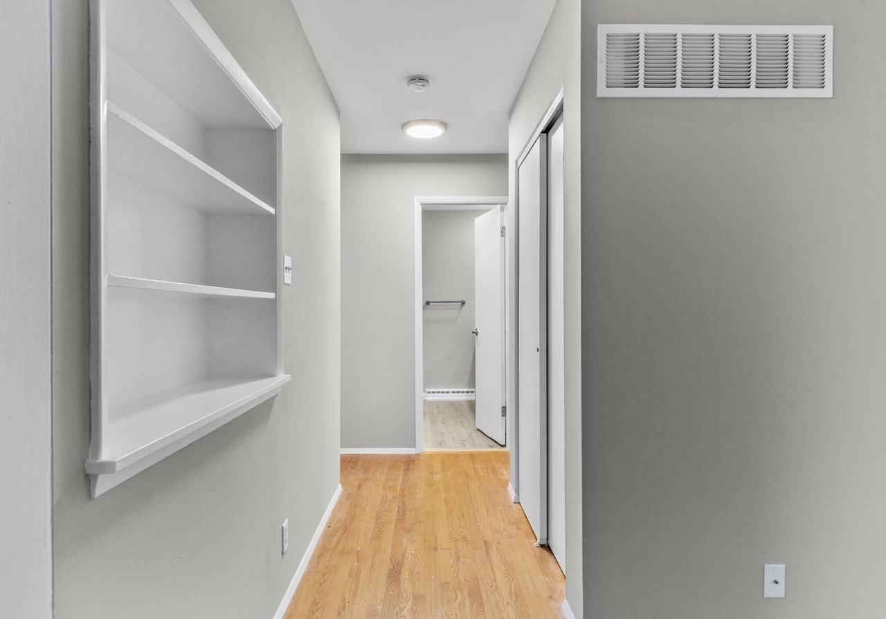 Gulf Drive Townhomes - Photo 6 of 13