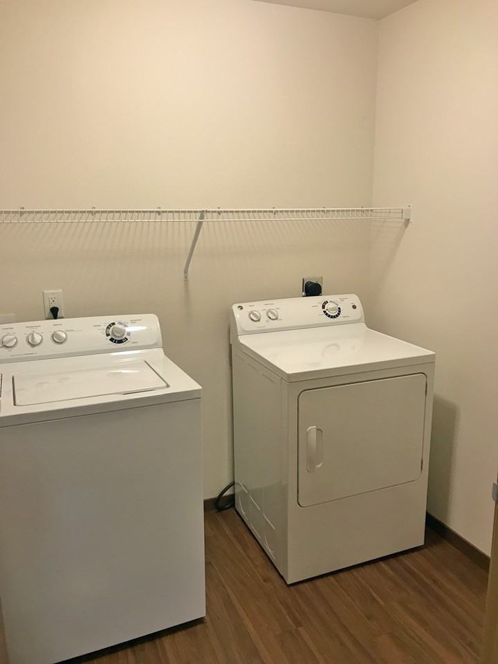 Madison Heights Building 1 - Photo 6 of 14