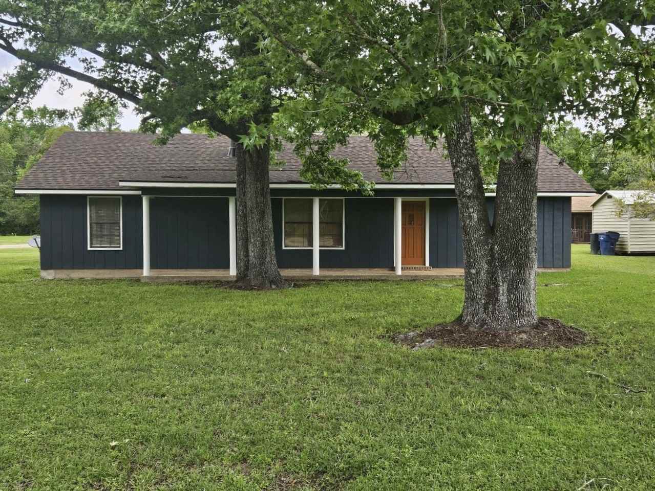 1128 S Shireview Cir