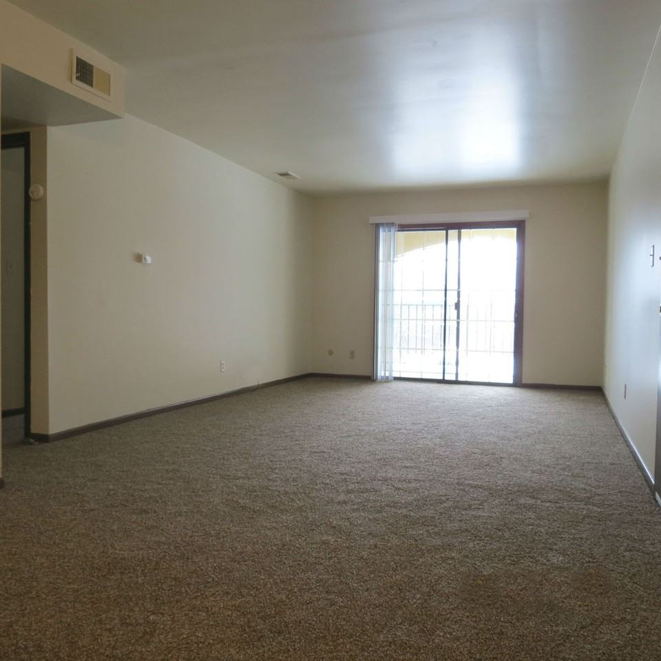 Haoyue Investments LLC - Photo 4 of 15