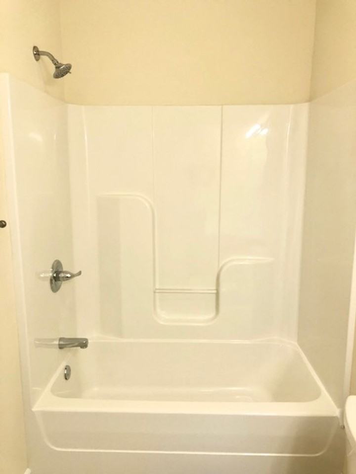 Point-of-View Apartments - Photo 3 of 28