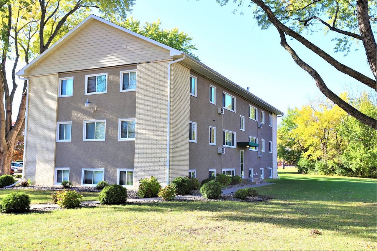 Southwind Apartments - Photo 2 of 33