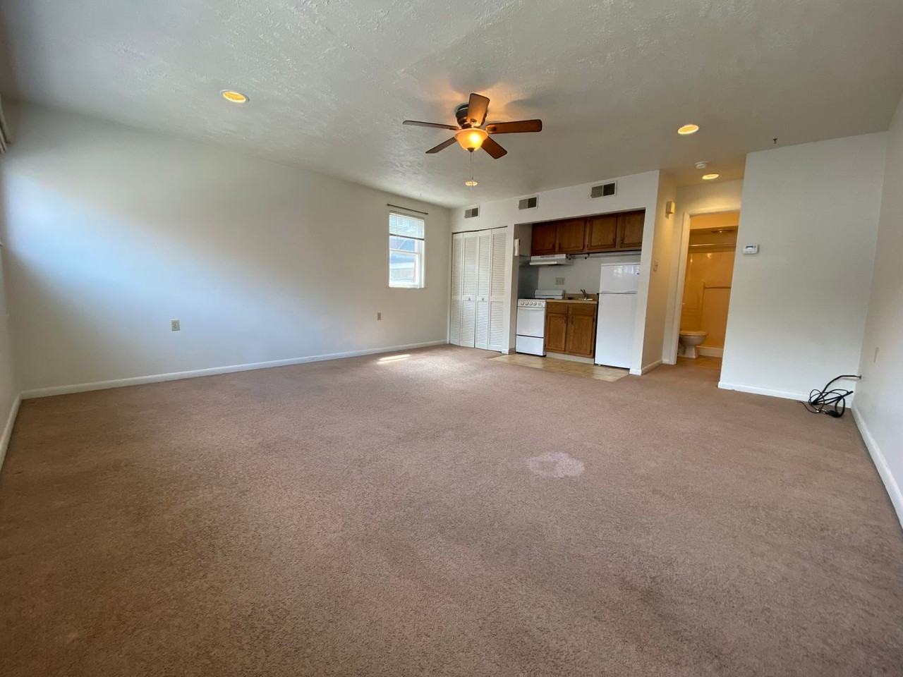 2108mur - Photo 3 of 5