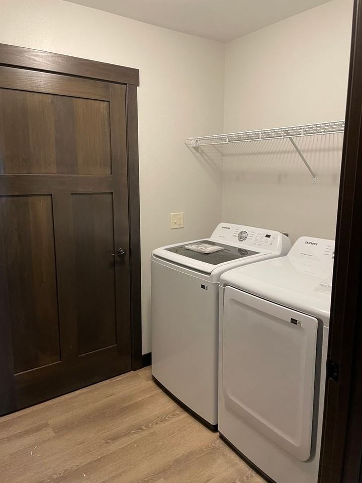 Settler's Ridge 220-222 - Photo 6 of 20