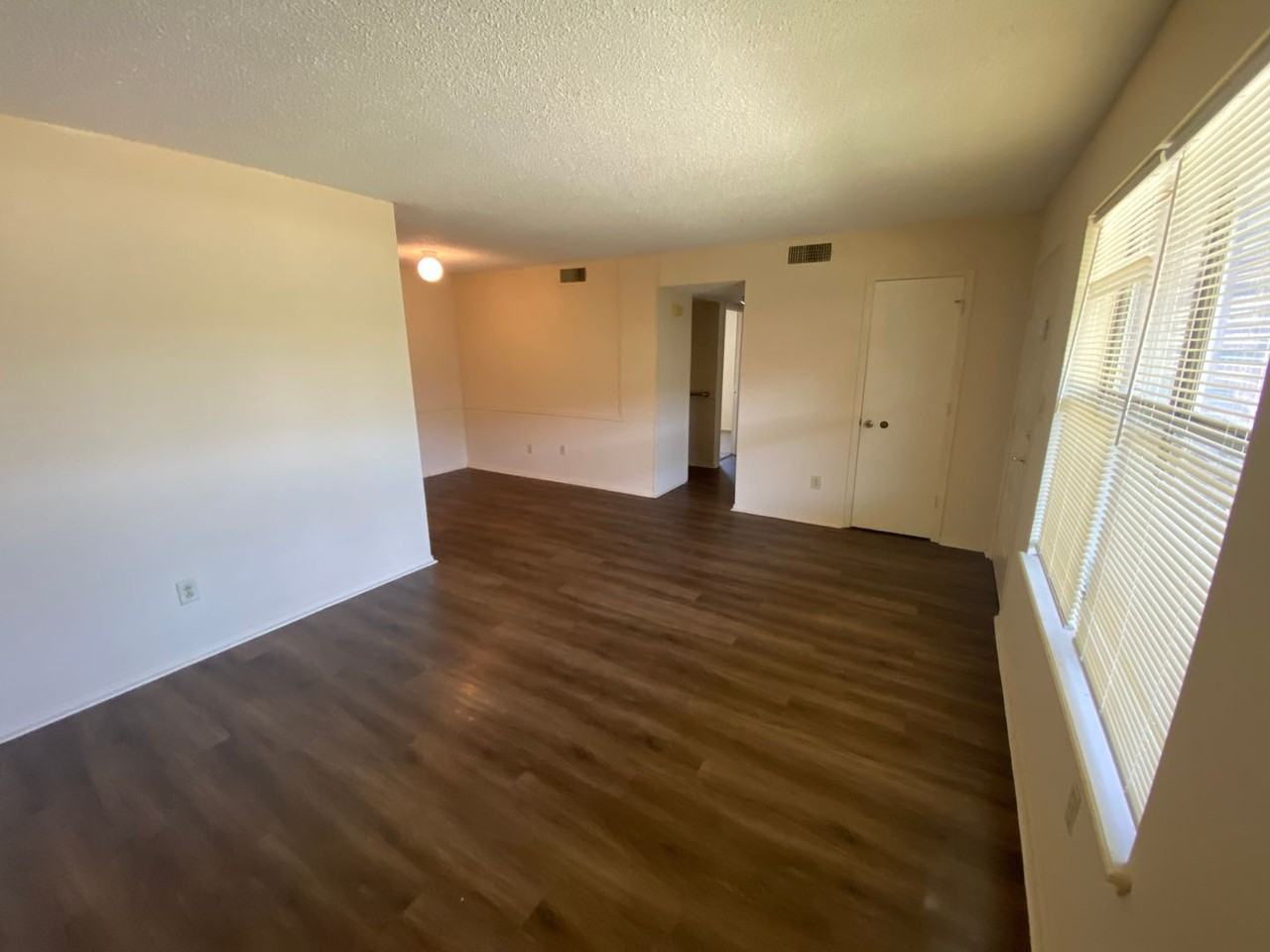 Greenwood Apartments - Photo 3 of 6