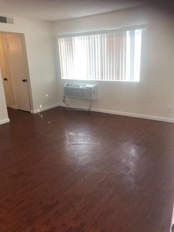 Palmdale #3 (P3) - Photo 4 of 9