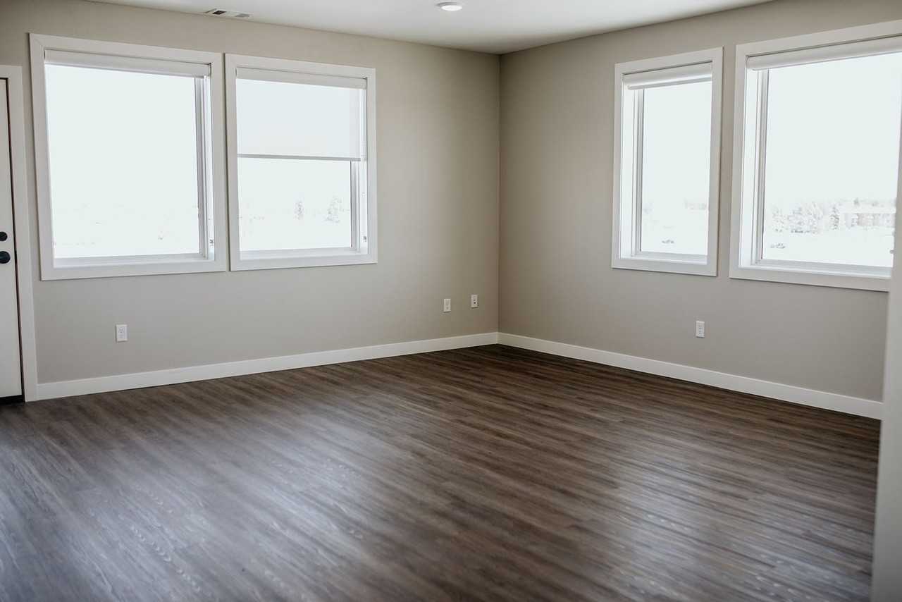 Highland Heights 3820 - 3880 - Photo 5 of 24