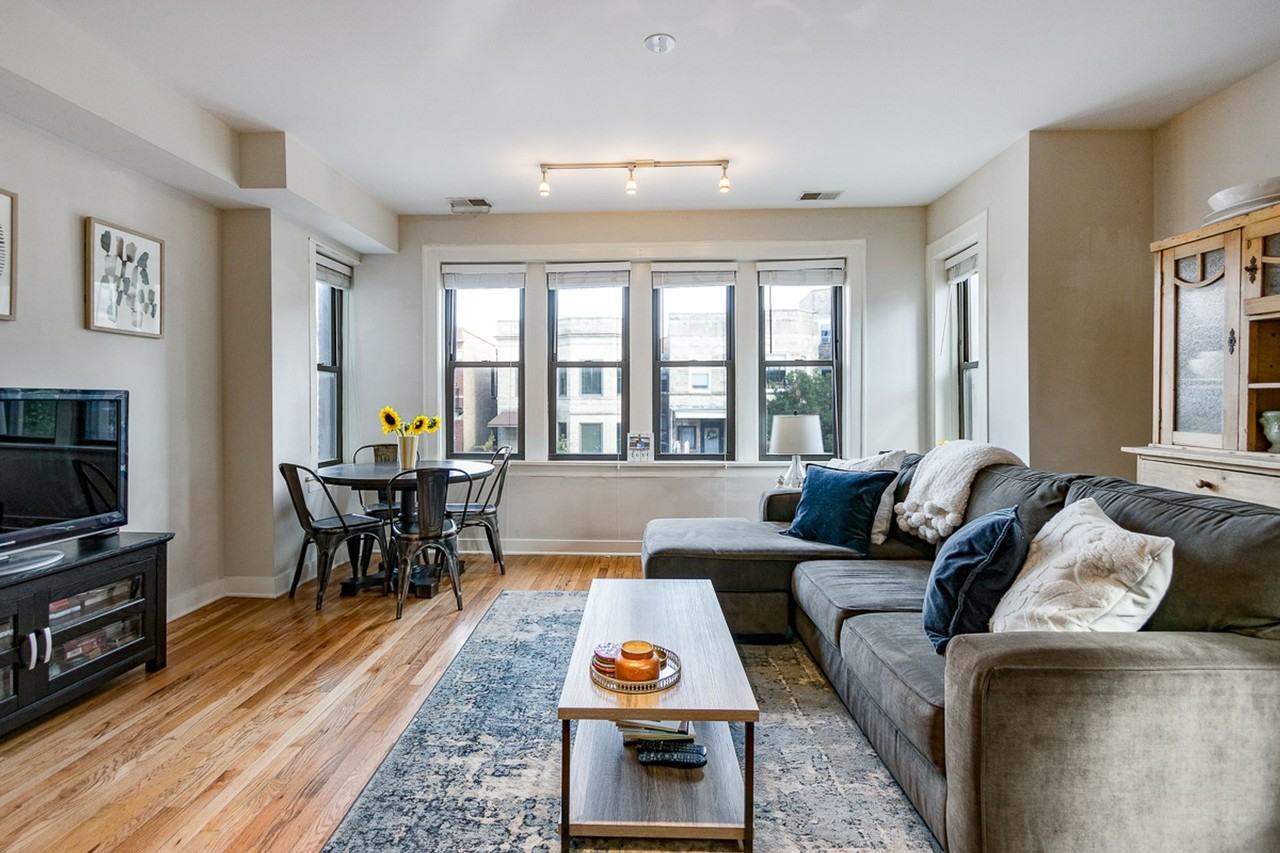 2229-35 W. Wilson - Photo 5 of 8