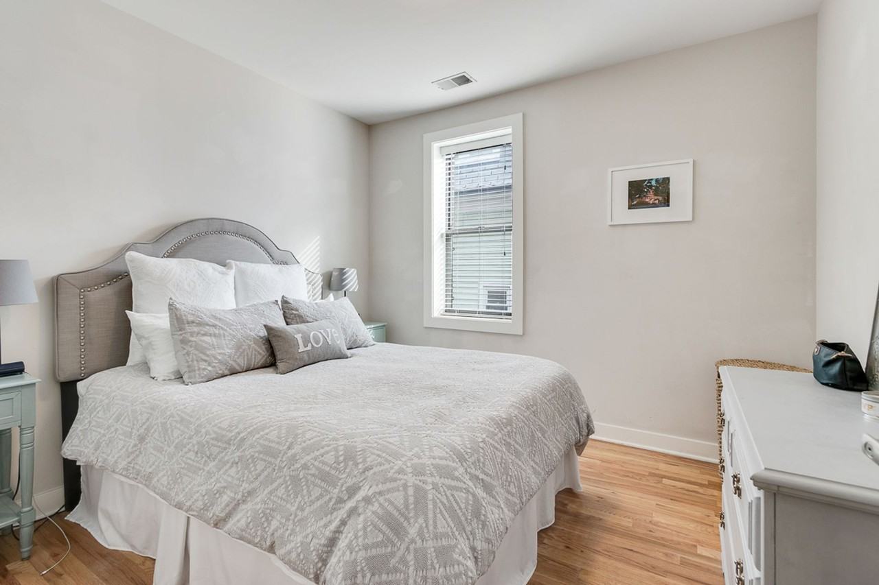 2229-35 W. Wilson - Photo 7 of 8