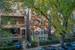 featured image of 2440 N Southport Ave