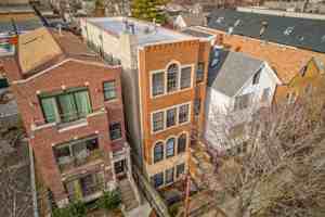 featured image of 2510 N Southport Ave