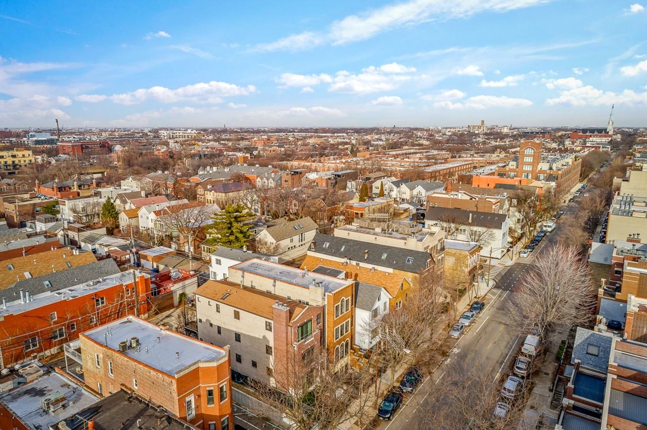 2510 N. Southport - Photo 2 of 7