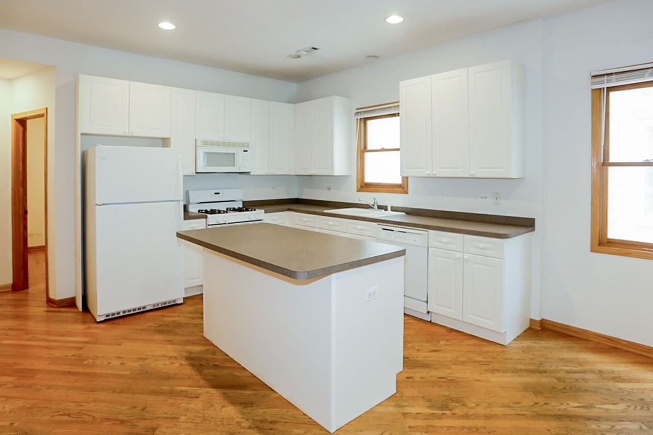 2719-23 N. Wayne - Photo 6 of 8