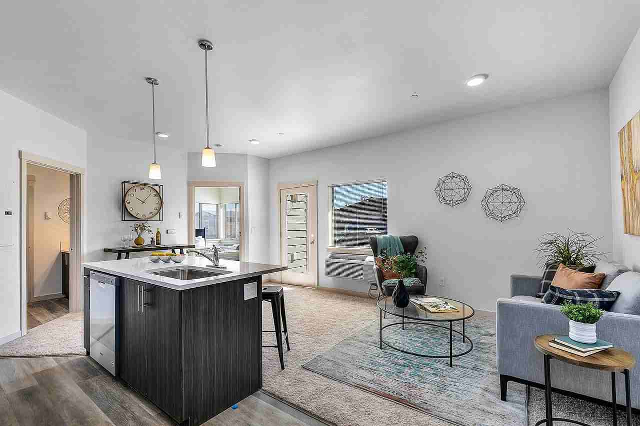 620 Nw Kingwood Ave - Photo 7 of 30