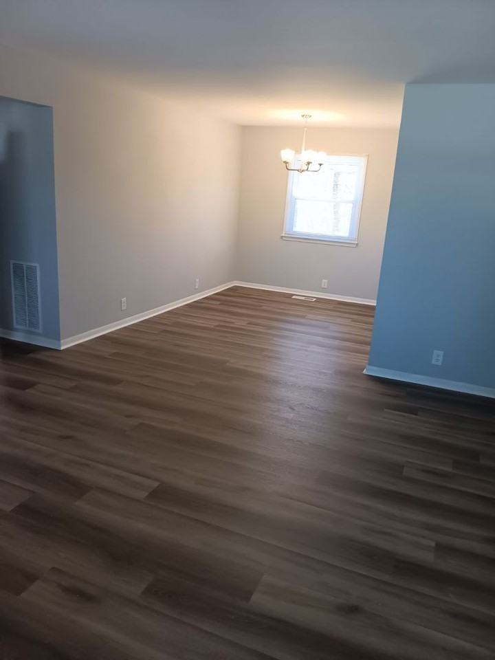 West Colonial Apartments - Photo 5 of 11