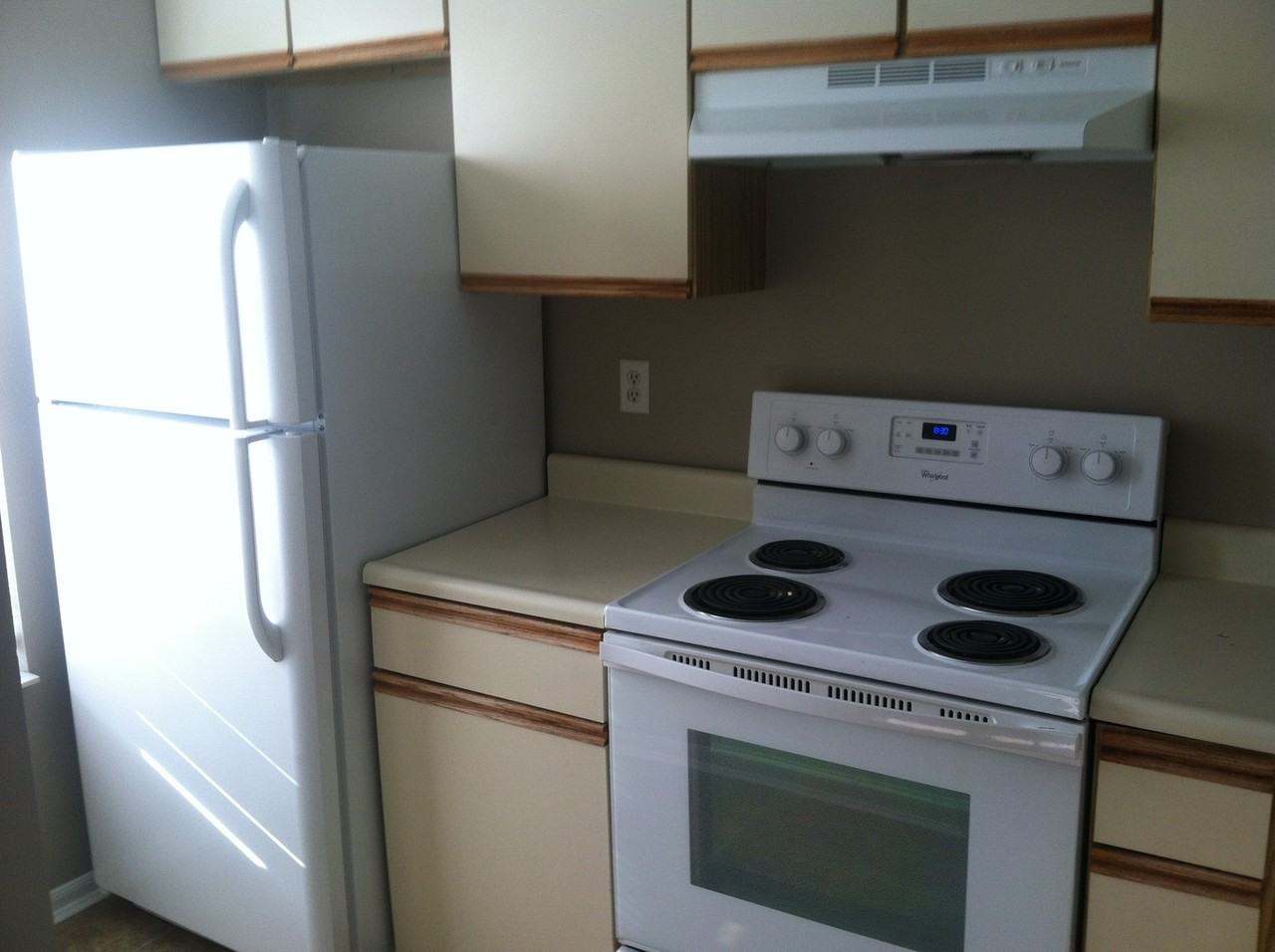 DOCKSIDE - Photo 2 of 7