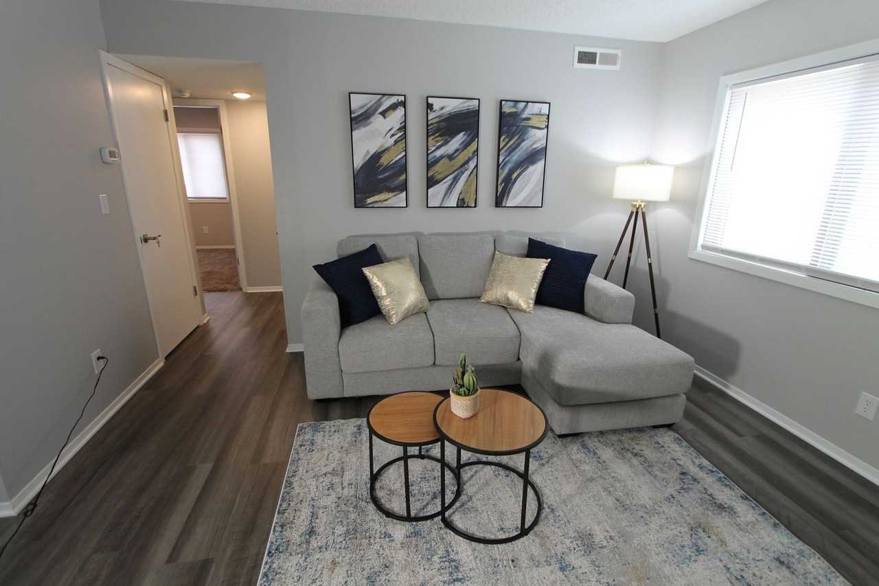 The Cumberland of Columbus.  Modern look in a convenient location 1 & 2 bedroom apartments.  Pet friendly! - Photo 2 of 48