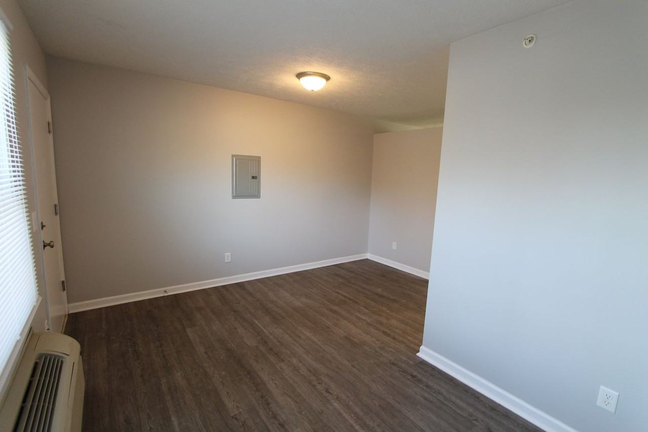 802-808 W 23rd Ave. - Photo 3 of 15