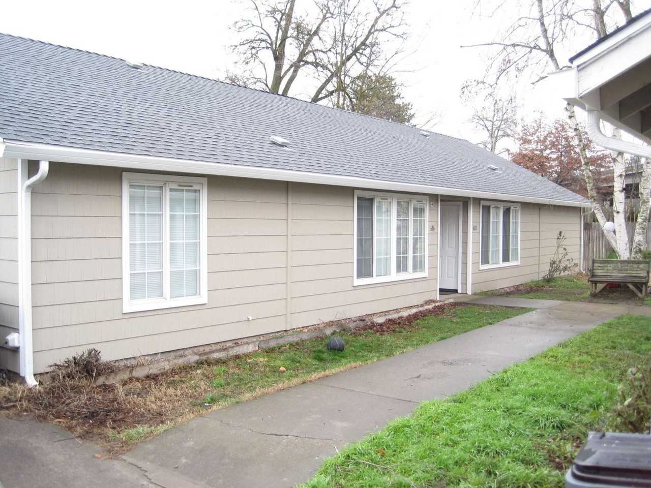 83-3 - Photo 3 of 18