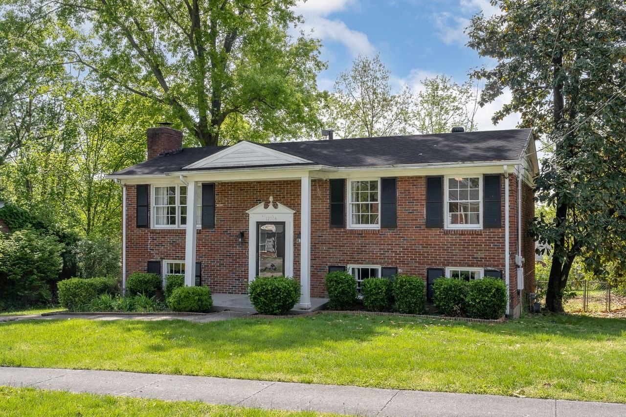 12506 Live Oak Dr - Photo 2 of 25