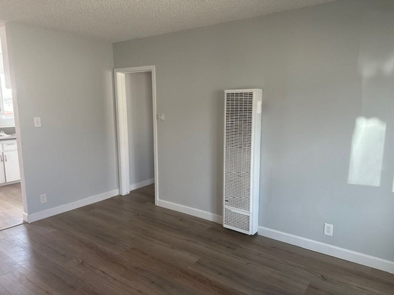 9th St Apartments - Photo 3 of 16