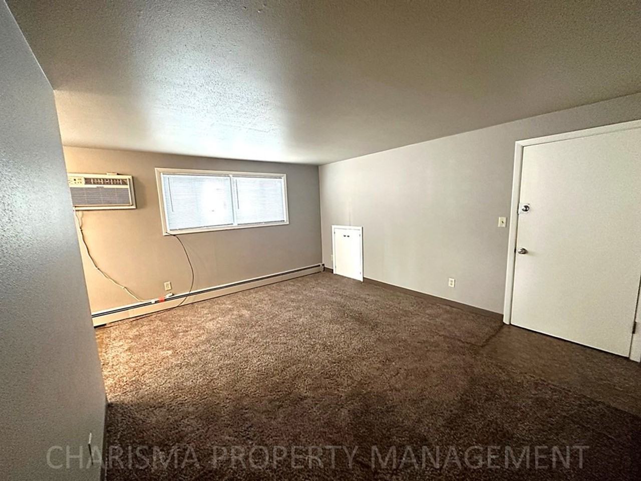 605 W 17th St #4 - Photo 4 of 18