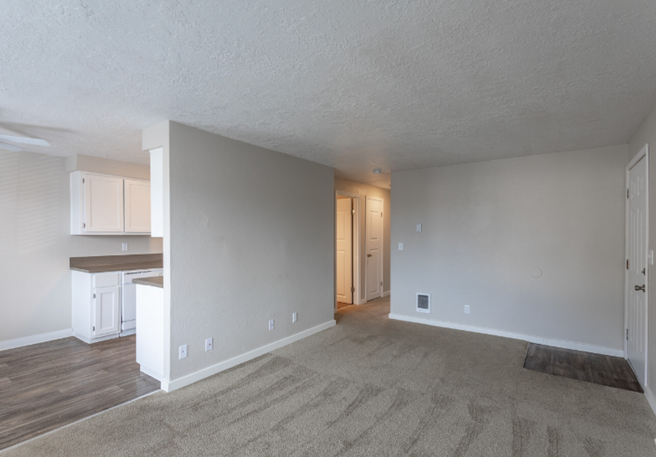 Cheryl Lynn Apartments - Photo 2 of 10