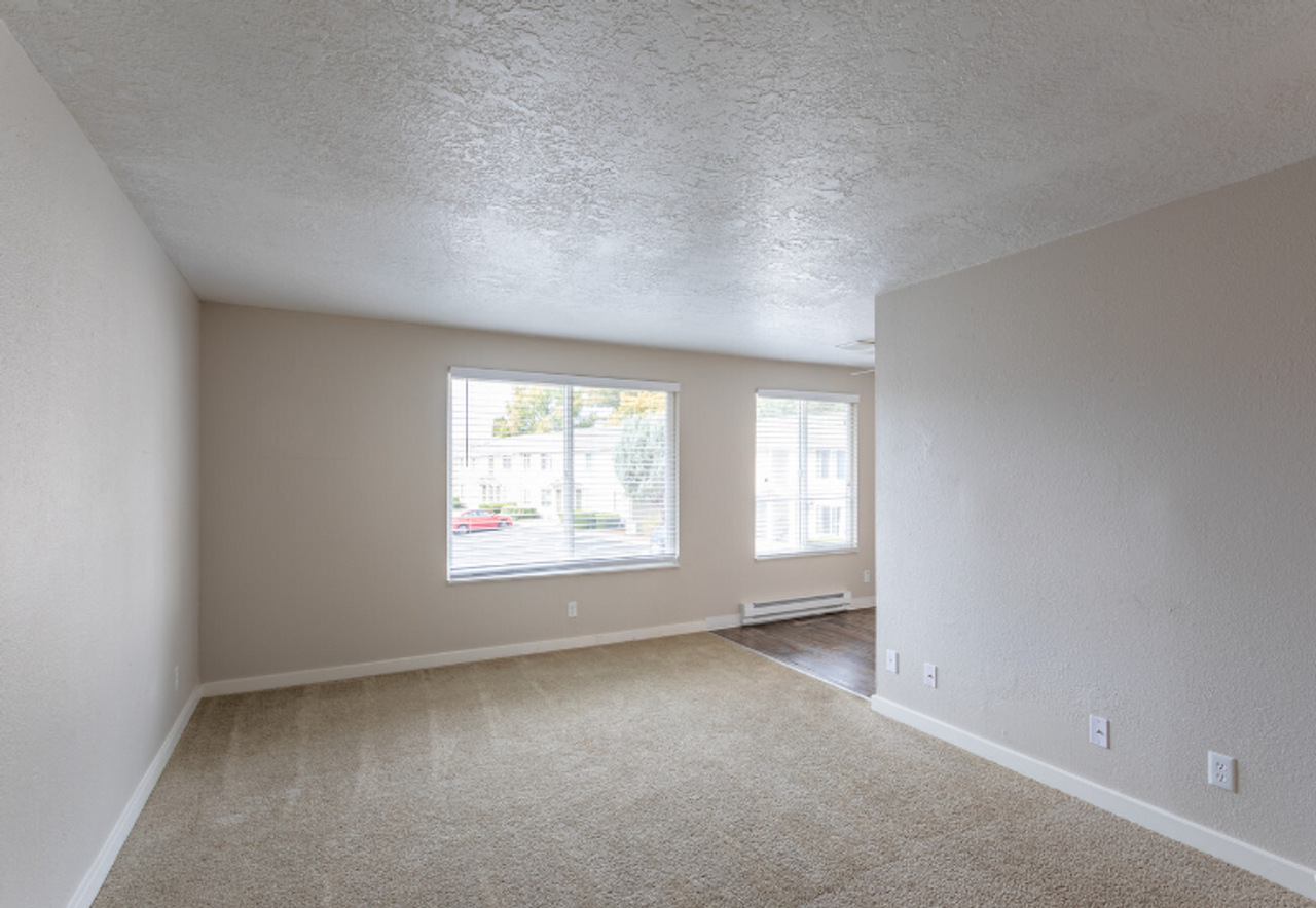 Cheryl Lynn Apartments - Photo 3 of 10