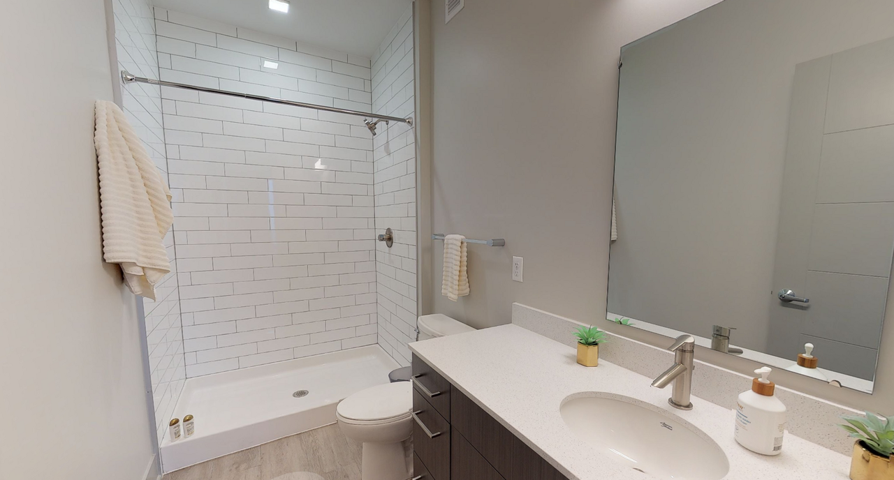 1001 Monroe NW - Photo 6 of 13
