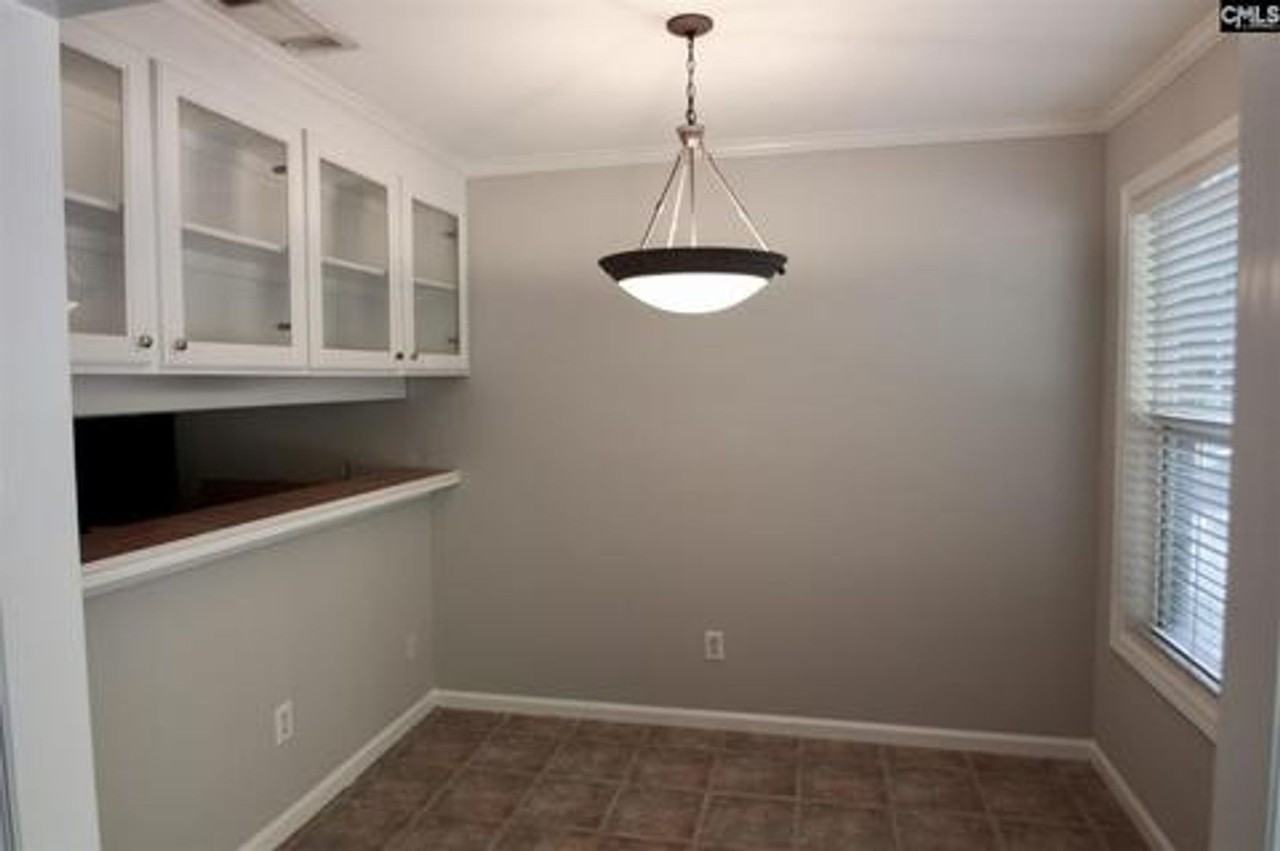 3845 Overbrook Dr - Photo 2 of 9