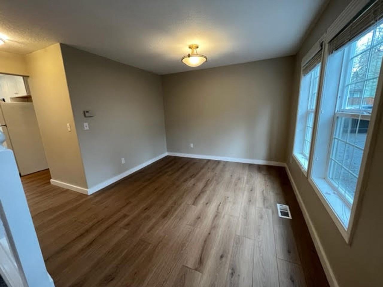 5188 Rosewood St - Photo 2 of 26