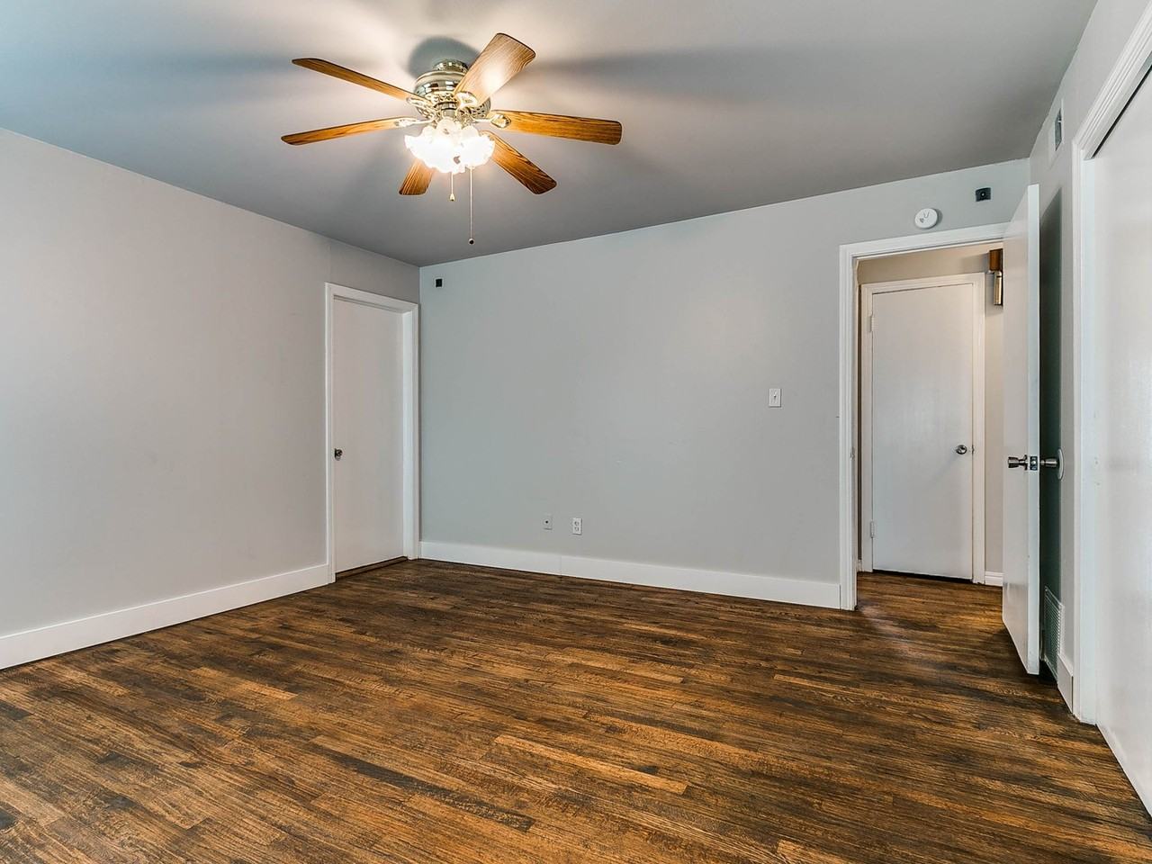 4200 Springlake Dr - Photo 2 of 49