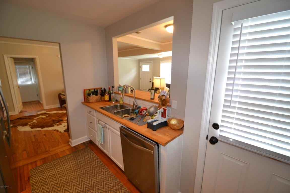 2125 Arcadia Pl - Photo 4 of 10