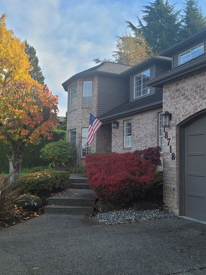 18718 5th Pl Sw - Photo 2 of 26