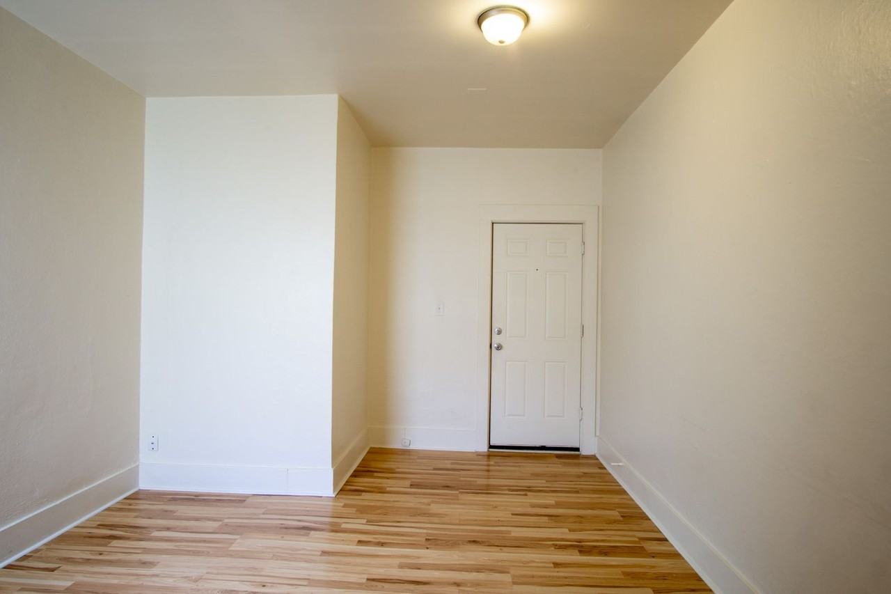 2044 N Kilpatrick St #313 - Photo 5 of 16