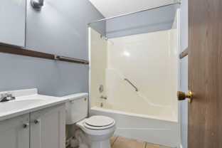 Clean two bedroom apartment - Photo 1 of 1