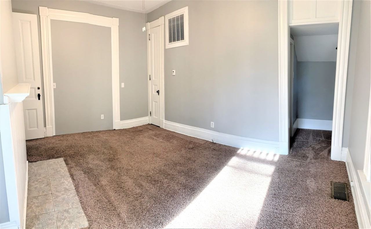 634 S. 6th - Photo 4 of 29