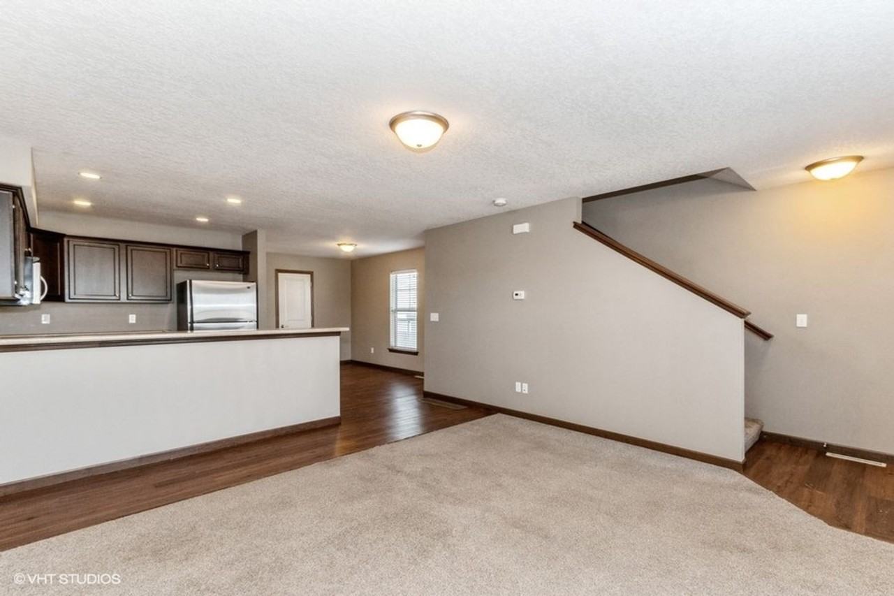 1320 Ellis Blvd Nw - Photo 3 of 10