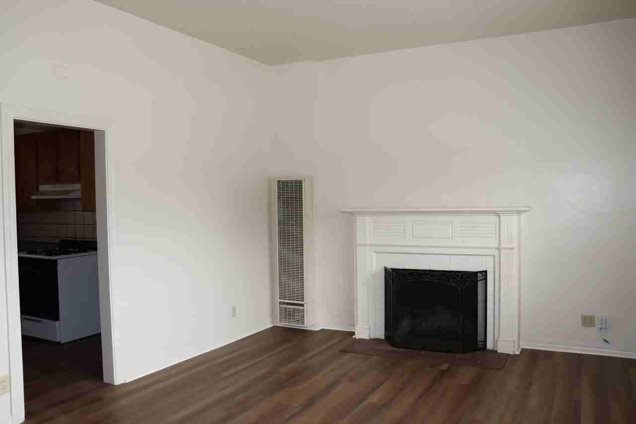 Capitol St 59-63 - Photo 2 of 9